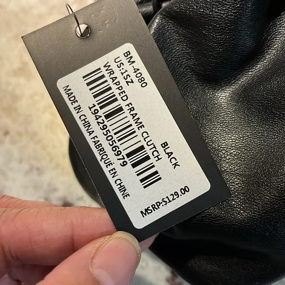 Badgley Mischa Vegan Leather frame clutch. Black - Picture 11 of 11